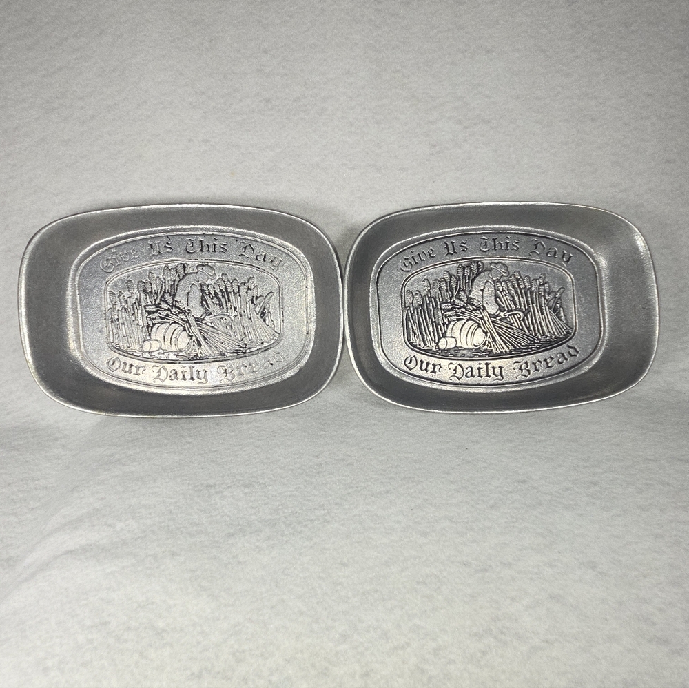 VTG Bread Tray. Lot Of 2